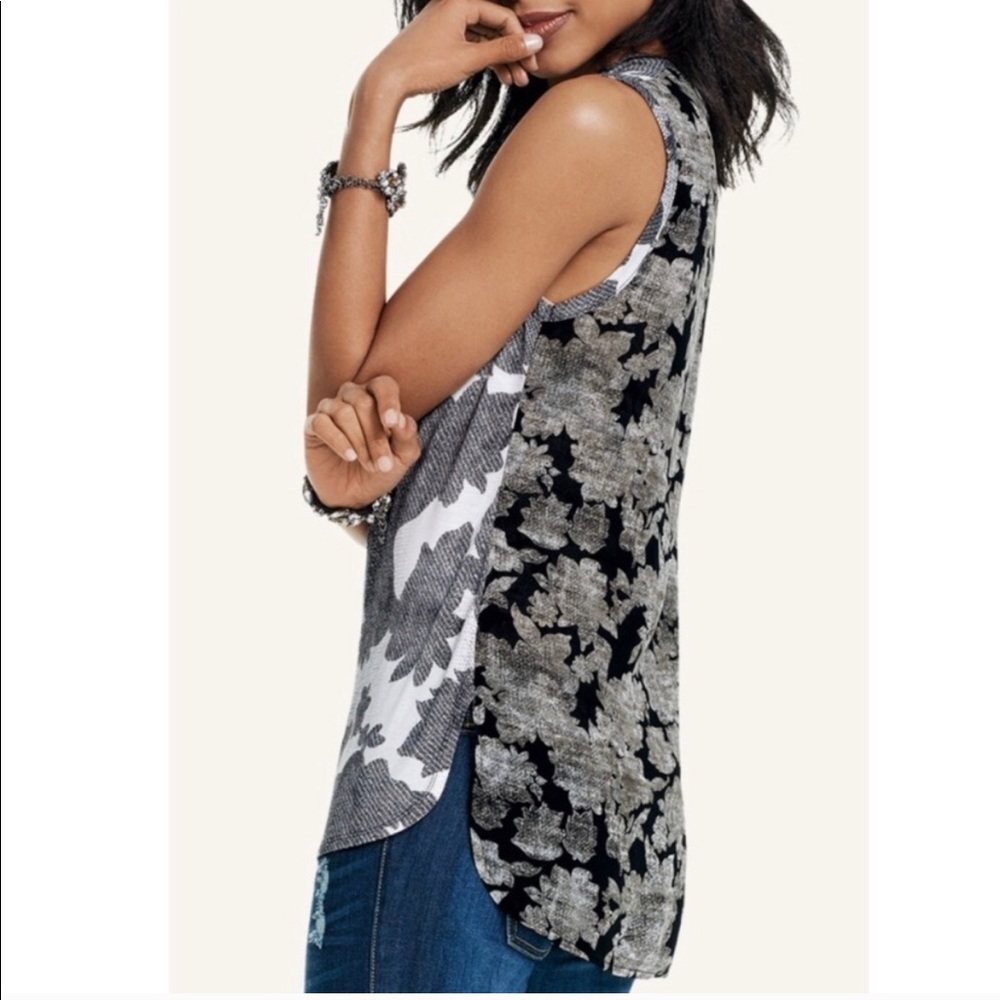 EUC CAbi 3057 Tango Black and White Floral Top XS